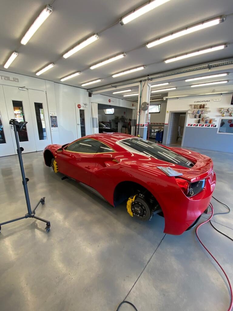 Ferrari-cardetailing-recagarage-lacuradellauto